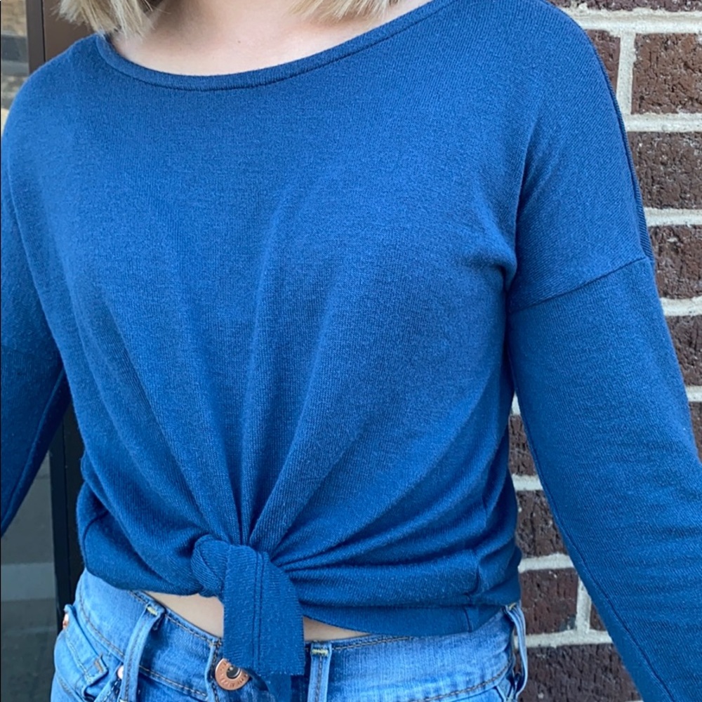 This is a fashion top